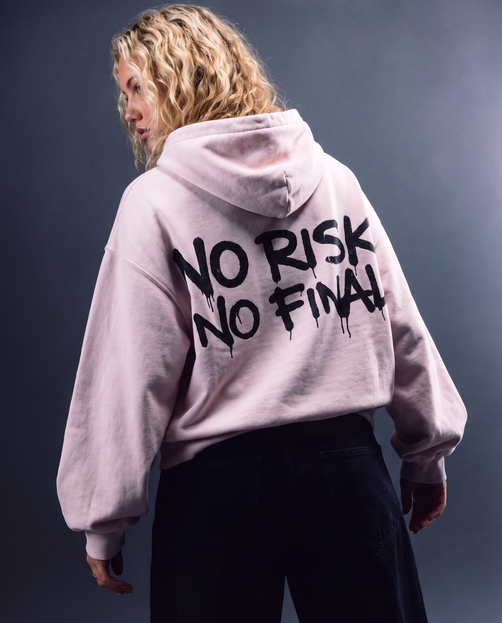 NO RISK NO FINAL X PINK TIFFANY